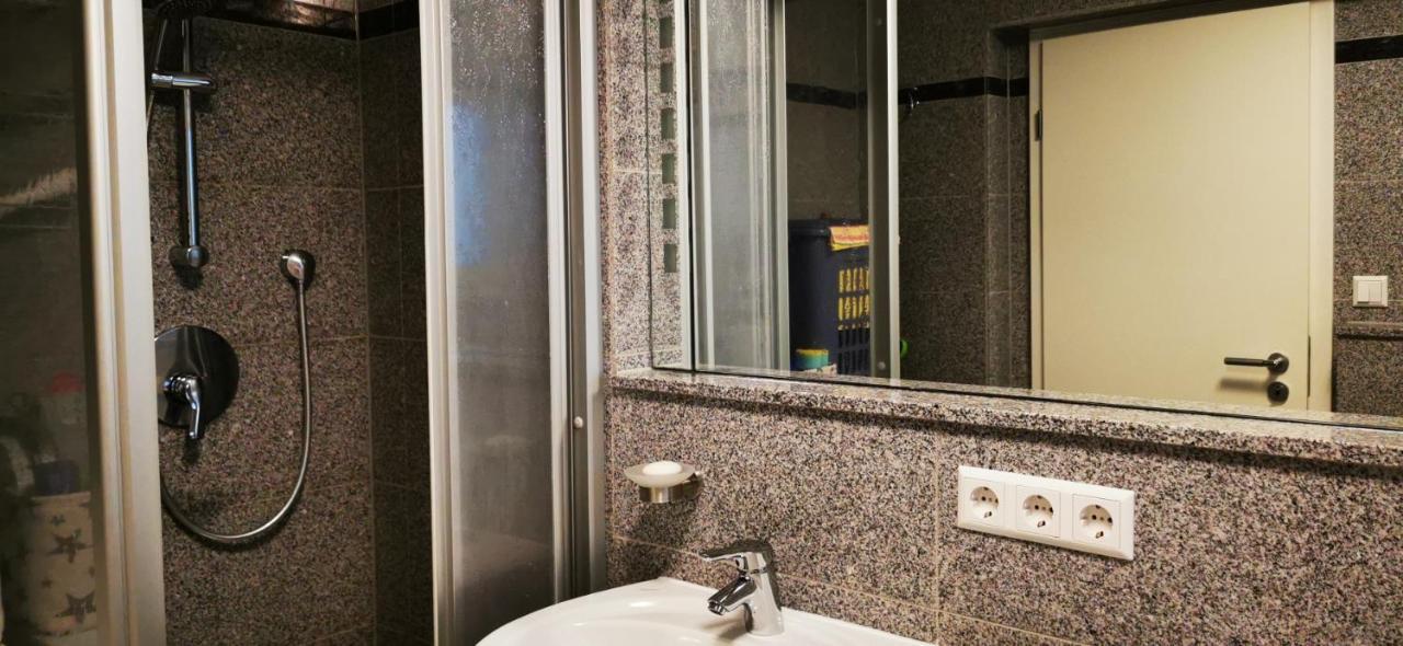 Tolle, Gemutliche, Voll Moblierte 3 Zimmer Wohnung. バーデン＝バーデン エクステリア 写真